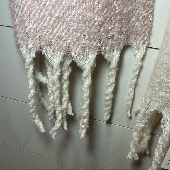 Gentle Fawn Huntington Color Block Cream & Pink Plaid Scarf NWT - Picture 4 of 6